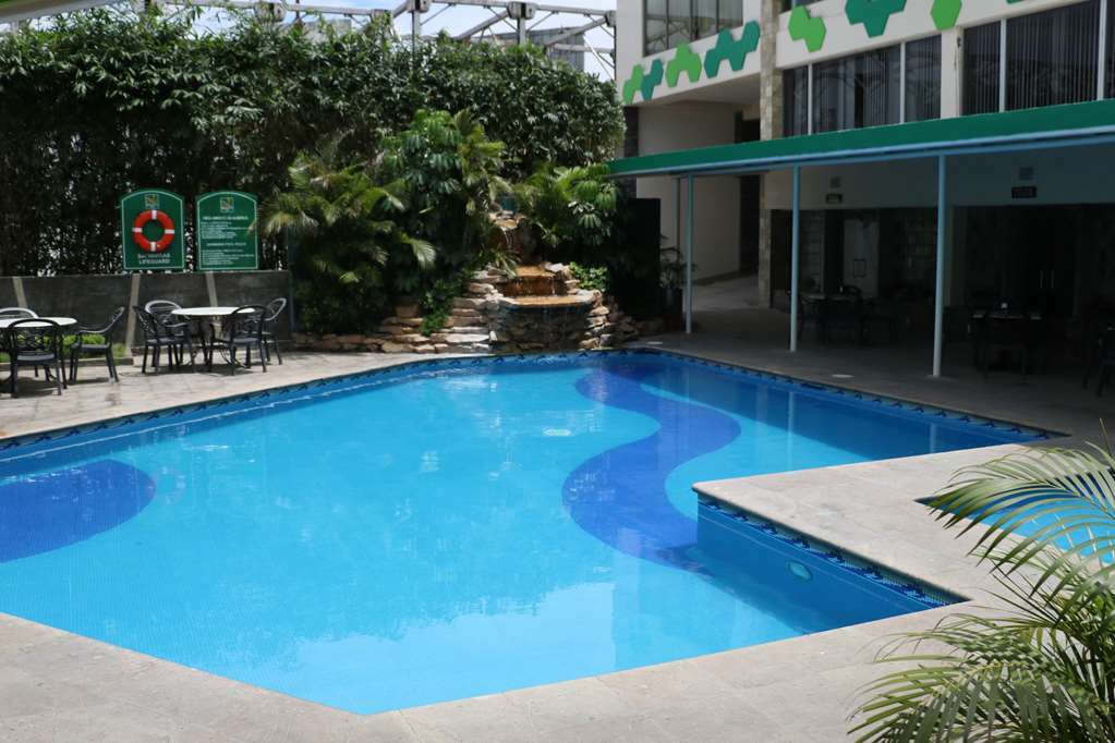Quality Inn Tuxtla Gutiérrez Exteriör bild