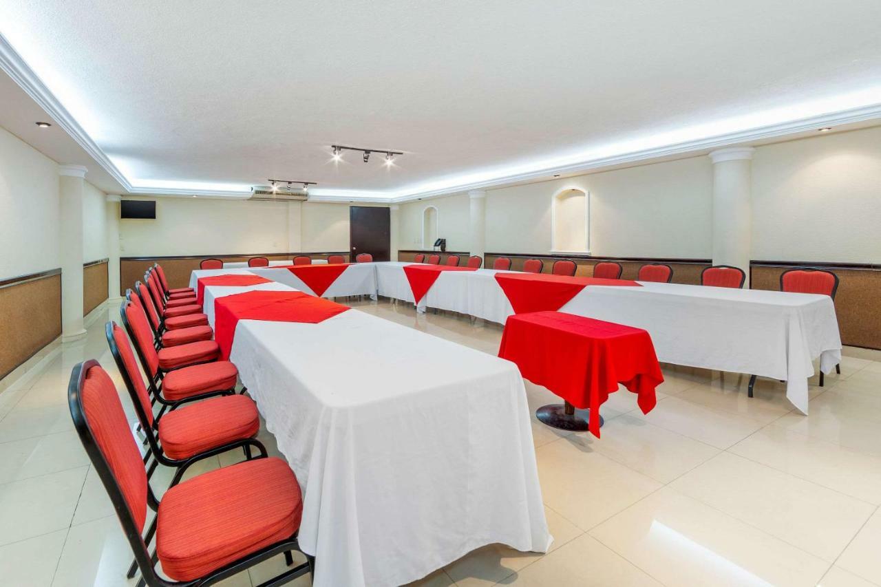 Quality Inn Tuxtla Gutiérrez Exteriör bild